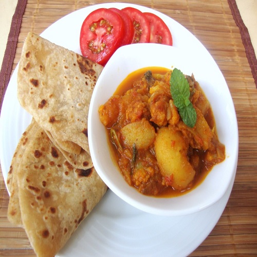 Chapatis and curries that are made for each other!